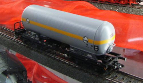 aInsiderwagen.JPG (25578 Byte)