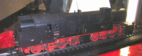 a_96Spur1.JPG (26905 Byte)