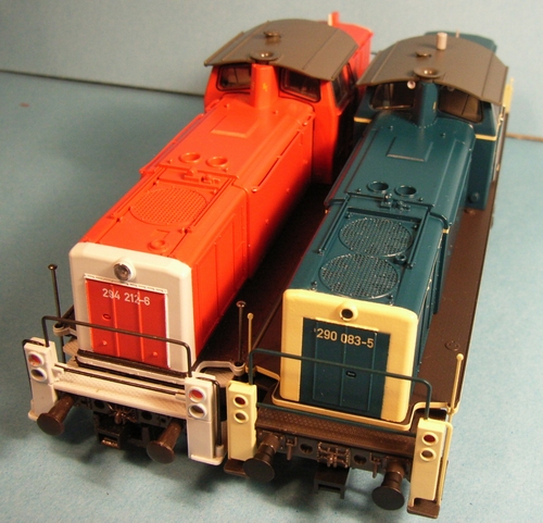 front.JPG (203513 Byte)